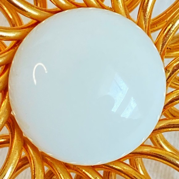 Emmons Sunflower Earrings Large Gold Tone And White Cabochon Clip on - Picture 2 of 5